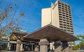 Sandman Signature Vancouver Airport Hotel & Resort